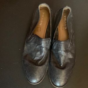 Trask Soft Dark Grey/Black Slip Ons Women’s 9